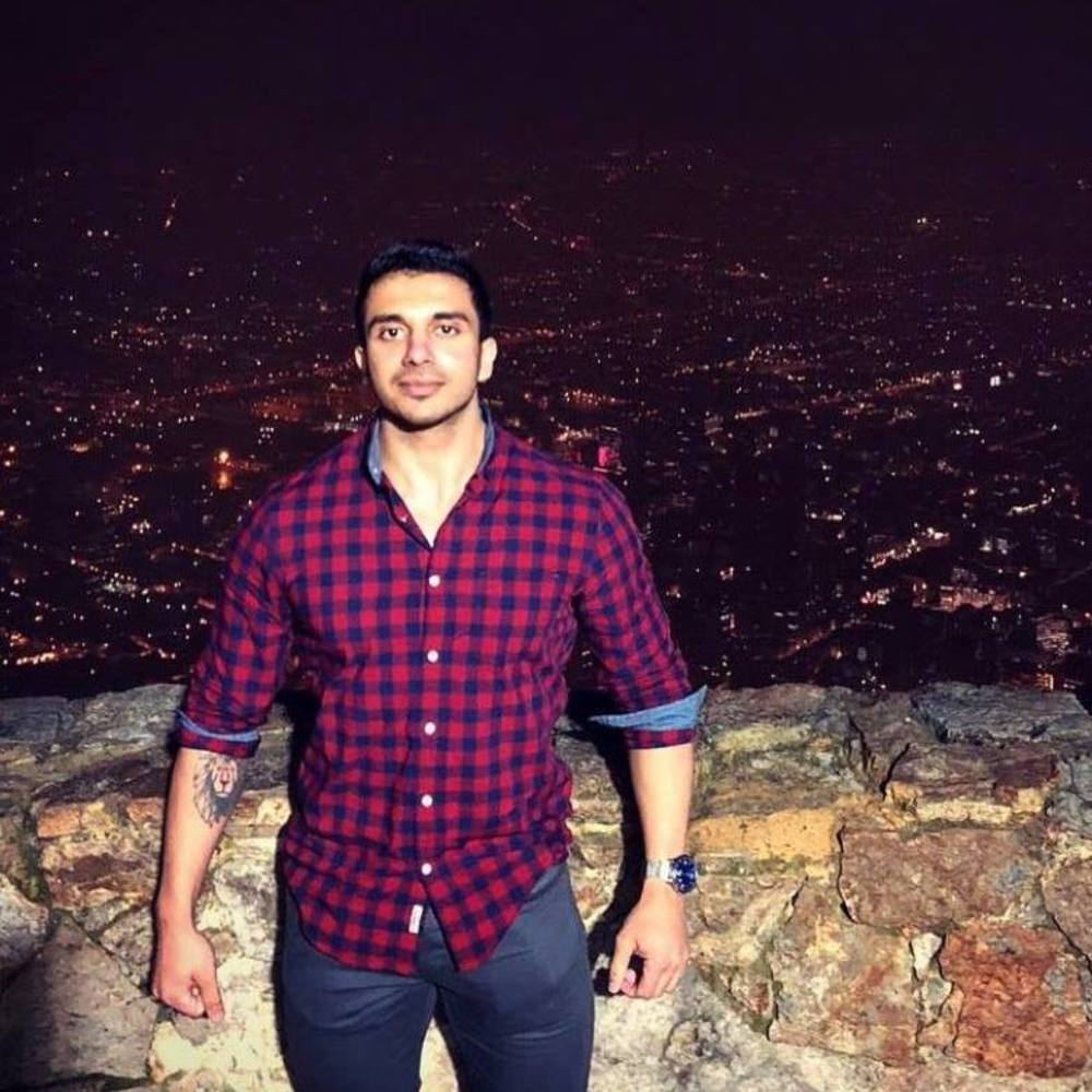 Meet your Posher, Bakul